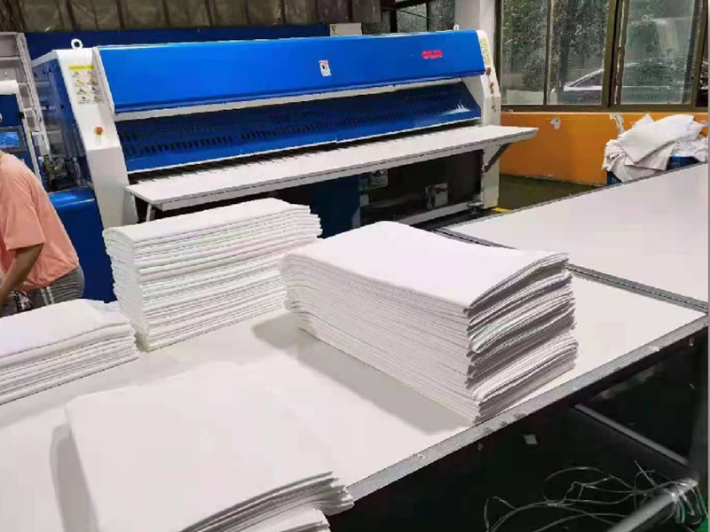 安福高速熨烫机-01